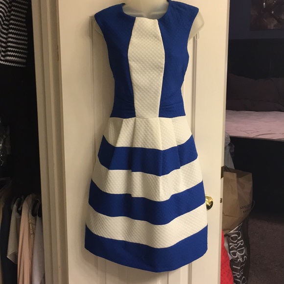 Gabby Skye Dress - Picture 1 of 6